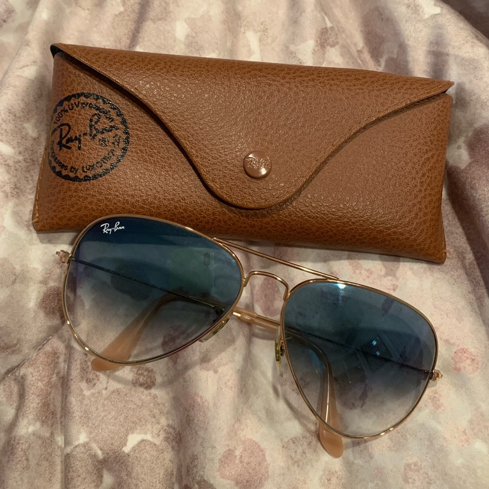 Ray-Ban Aviator Light Blue Gradient Sunglasses